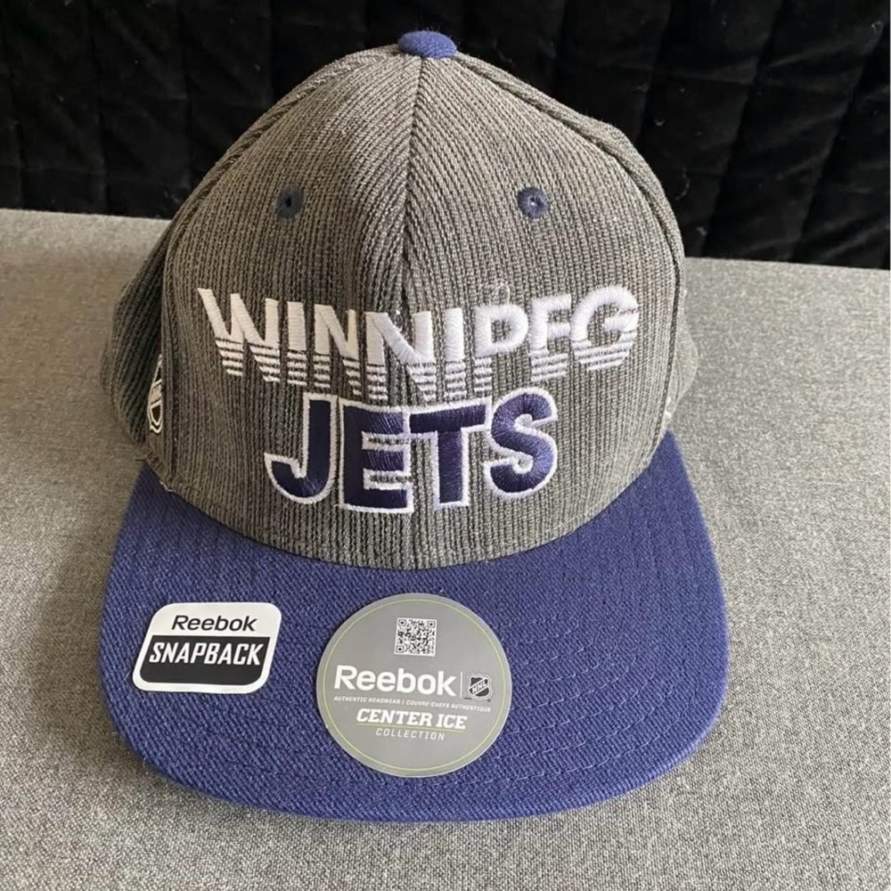 Winnipeg Jets Youth Reebok Snapback Hat – Center Ice Collection (NEW)
